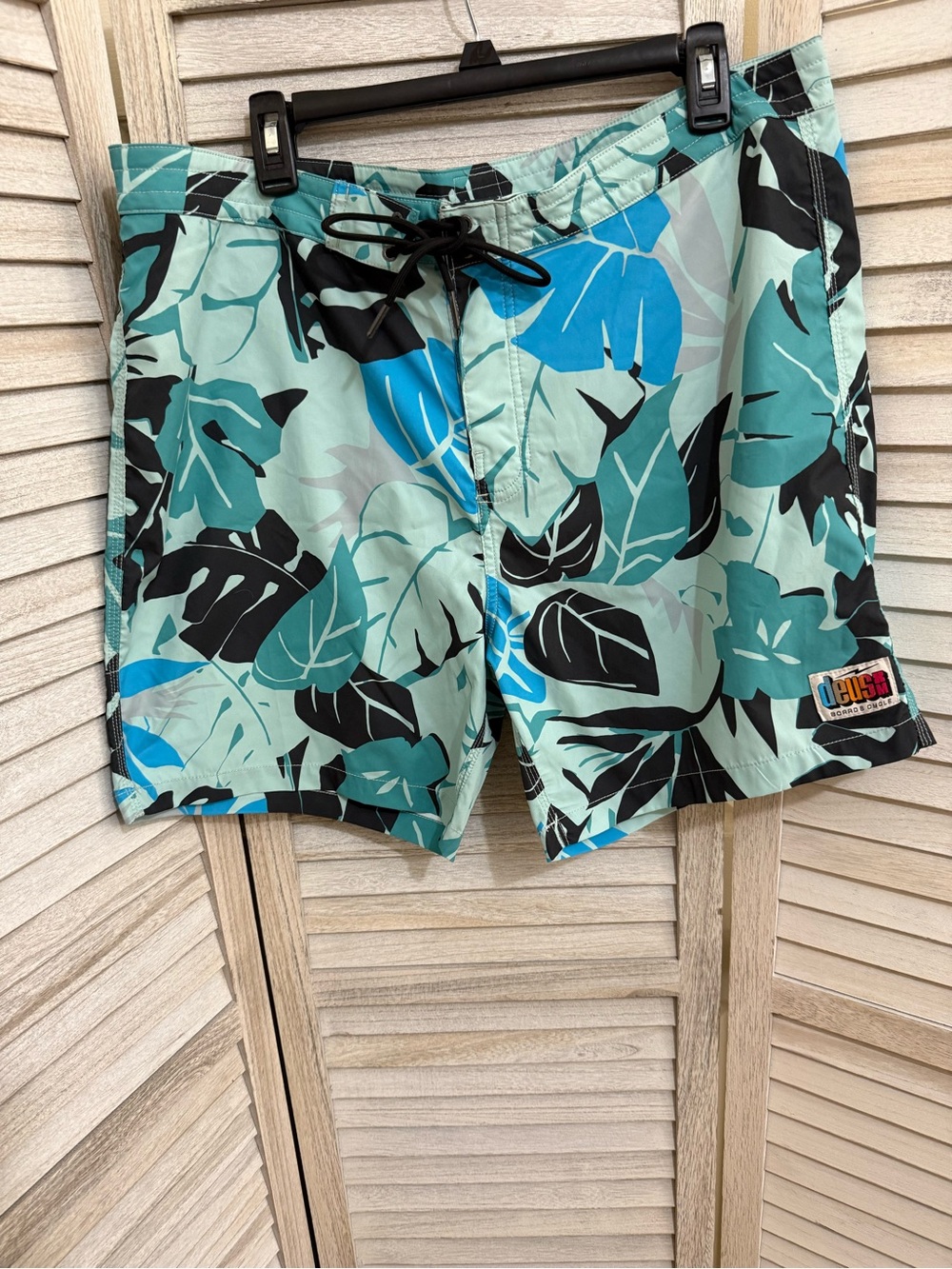Cue Men’s Tropical Leaf Swim Board Shorts - Teal, Black, Blue